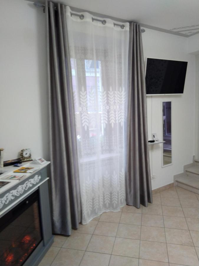 B&B Regina Margherita LʼAquila Exteriér fotografie