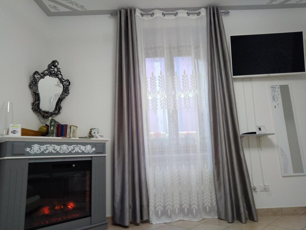 B&B Regina Margherita LʼAquila Exteriér fotografie