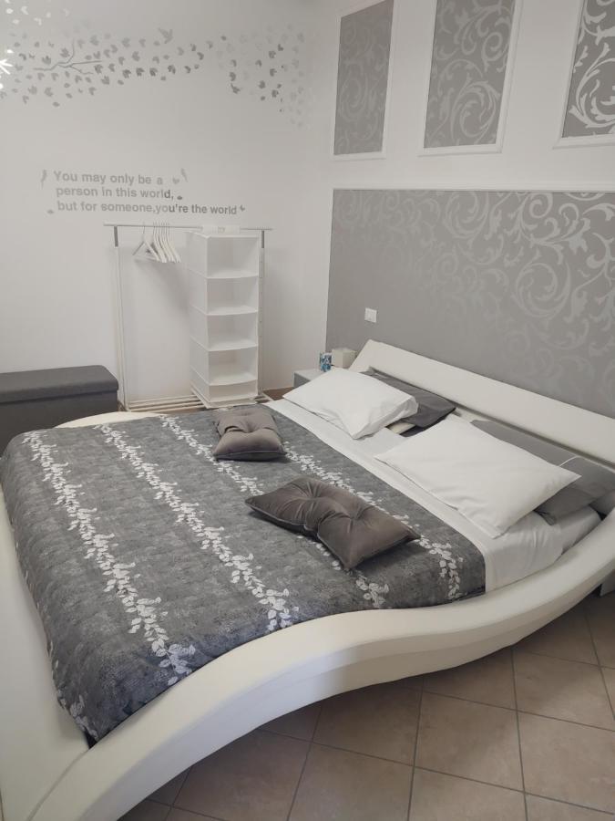 B&B Regina Margherita LʼAquila Exteriér fotografie